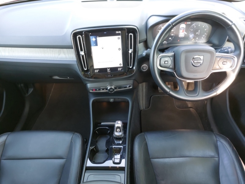 Used Volvo XC40 2020 for sale - 76907246: Photo 2