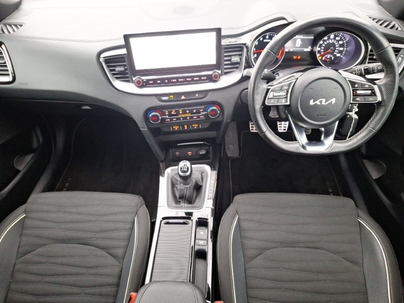 Used Kia XCeed 2024 for sale - 76880210: Photo 2