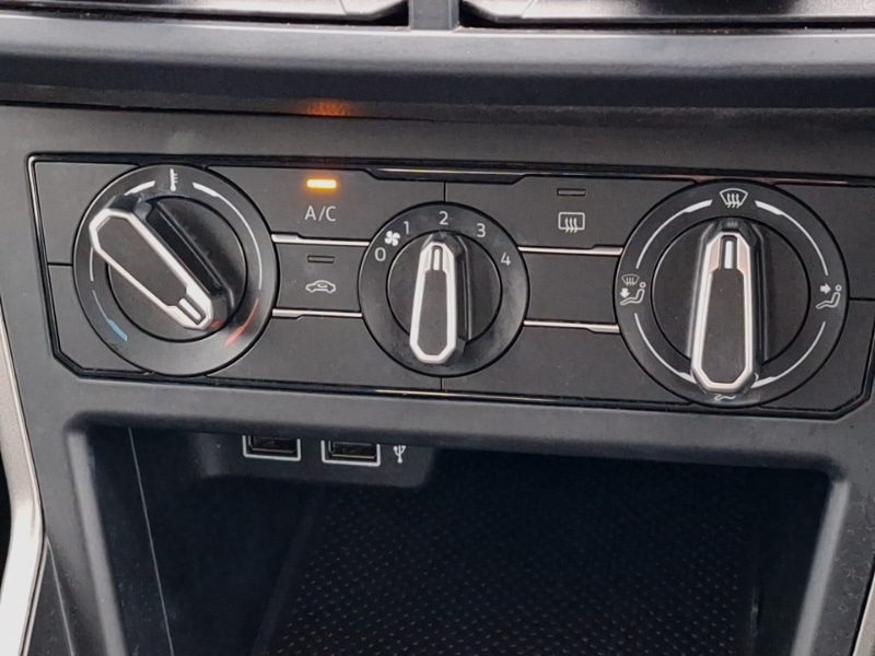 Used Volkswagen Polo 2019 for sale - 77767195: Photo 13