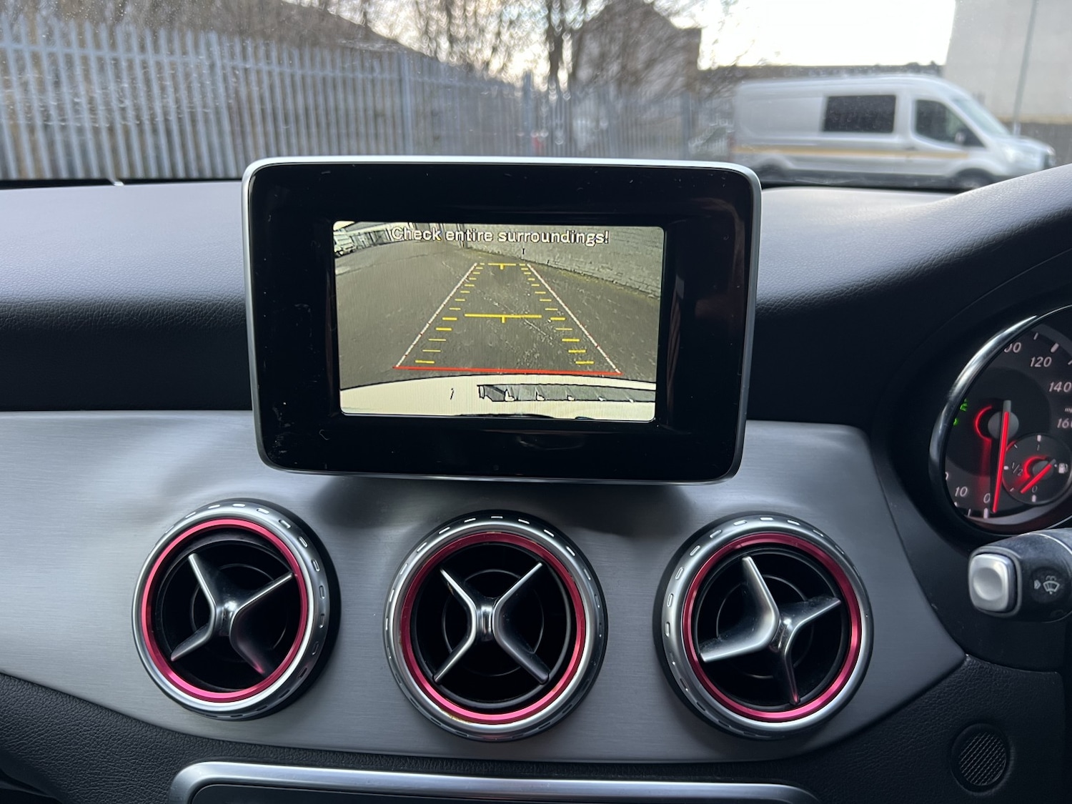 Used Mercedes-Benz GLA 2015 for sale - 77385188: Photo 12