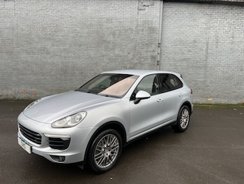 Used Porsche Cayenne 2015 for sale - 77303568: Photo