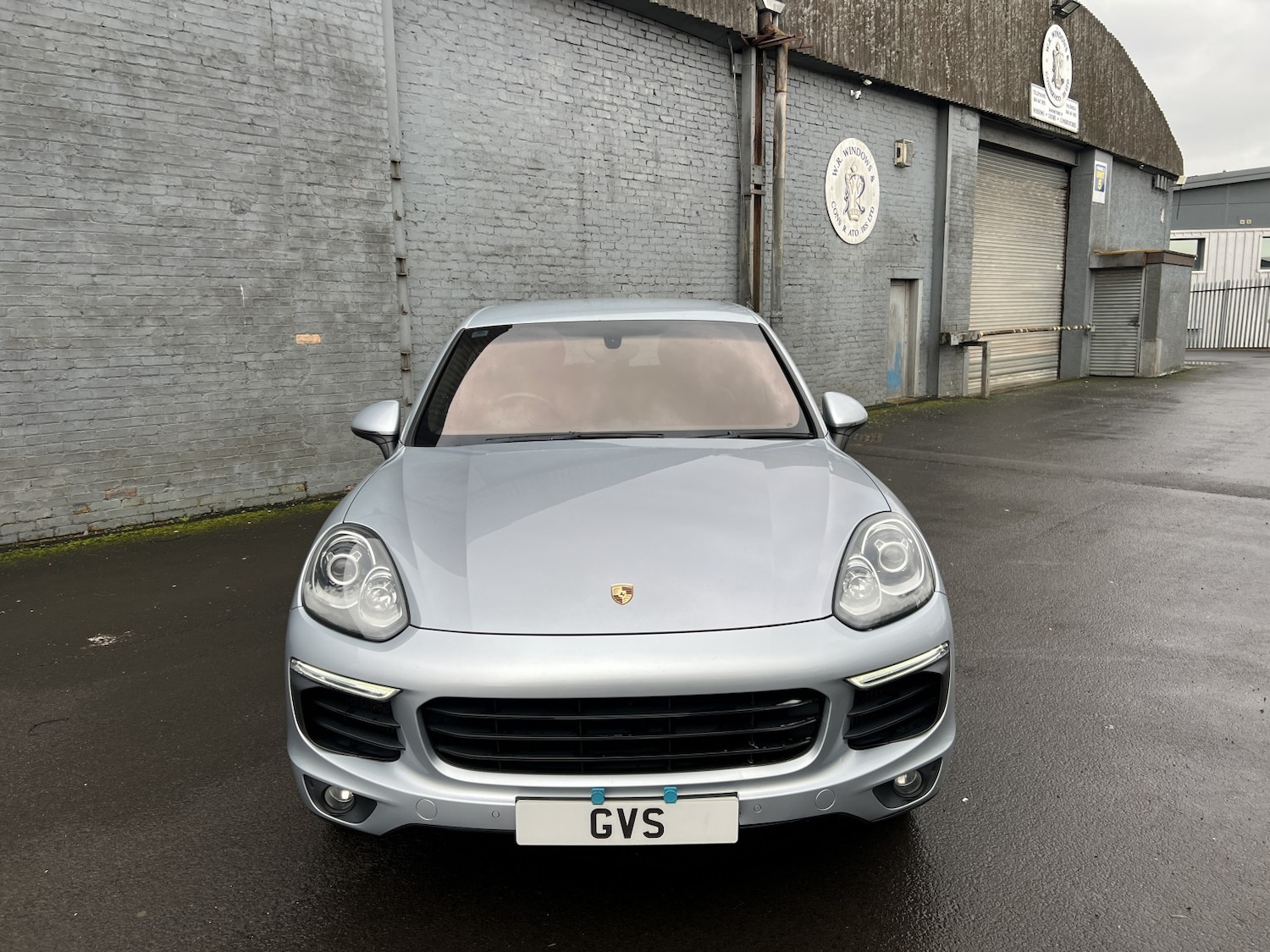 Used Porsche Cayenne 2015 for sale - 77303568: Photo 2