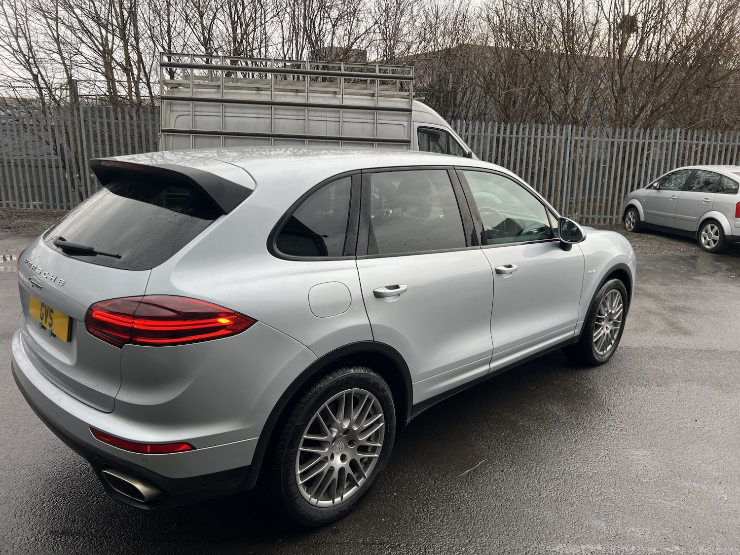 Used Porsche Cayenne 2015 for sale - 77303568: Photo 9