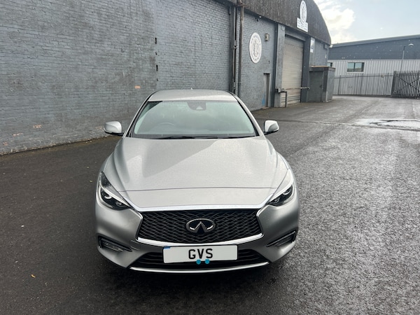 Used Infiniti Q30 2016 for sale - 75683123: Photo 2