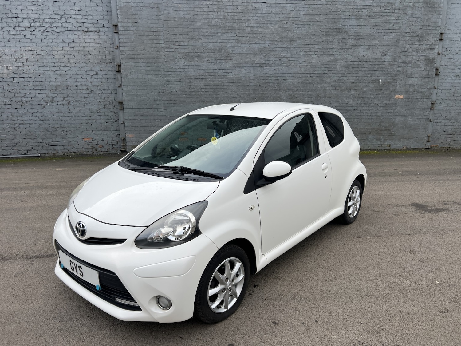 Used Toyota AYGO 2013 for sale - 77423517: Photo 1