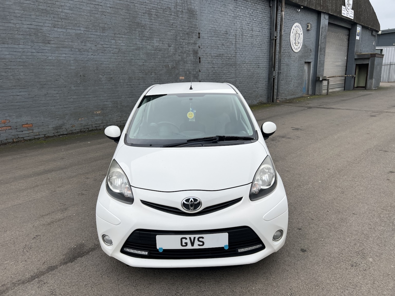 Used Toyota AYGO 2013 for sale - 77423517: Photo 2