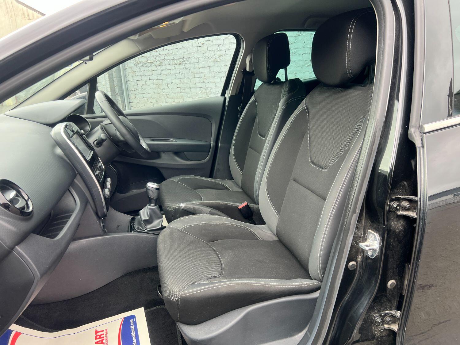 Used Renault Clio 2018 for sale - 76769290: Photo 15