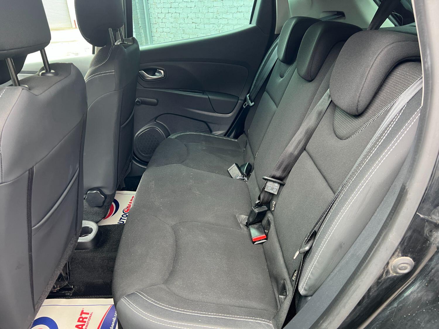 Used Renault Clio 2018 for sale - 76769290: Photo 20