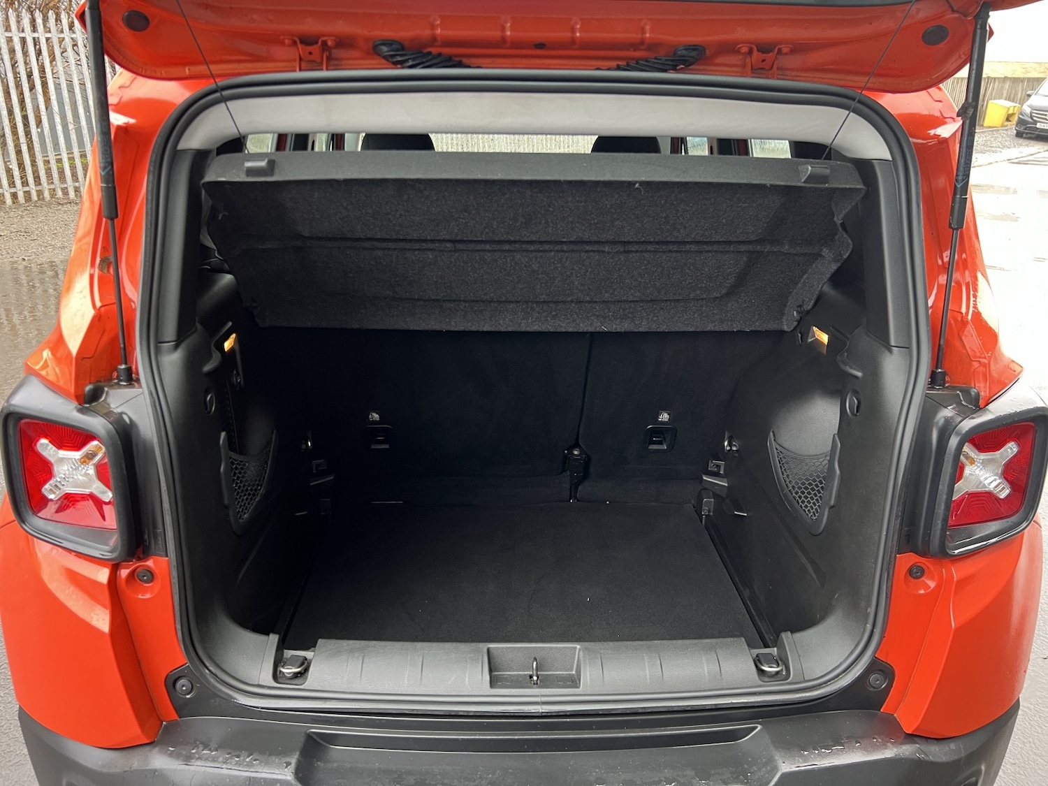 Used Jeep Renegade 2016 for sale - 77954066: Photo 11