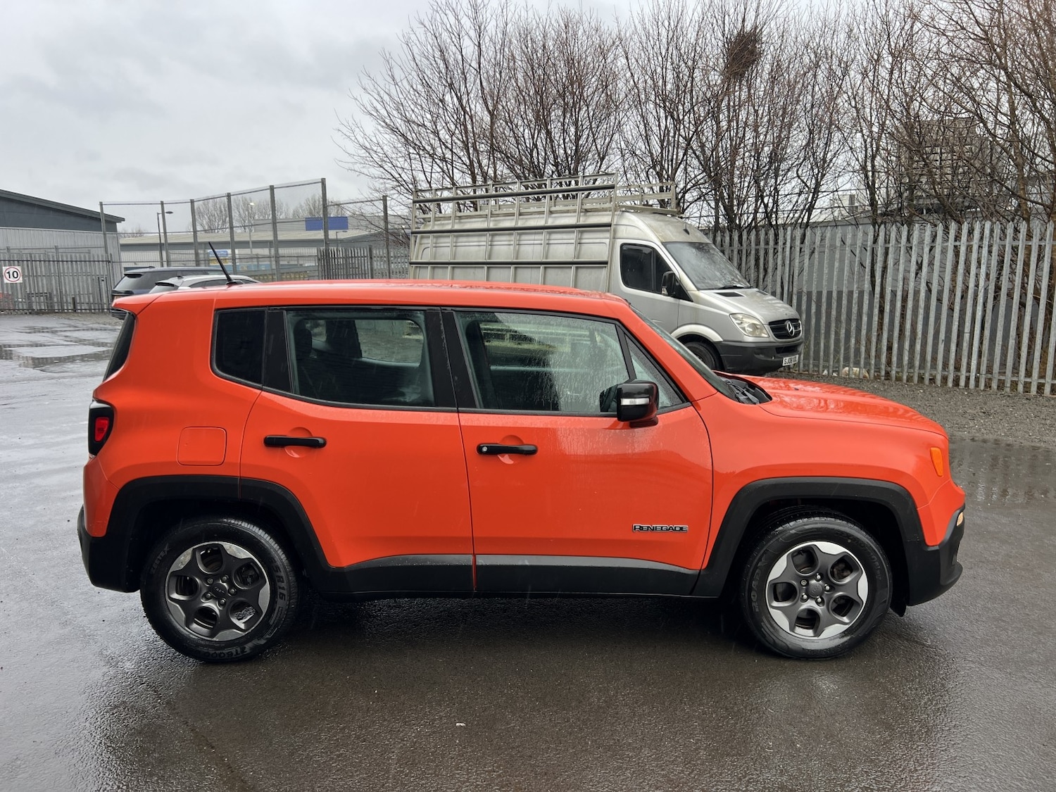 Used Jeep Renegade 2016 for sale - 77954066: Photo 5