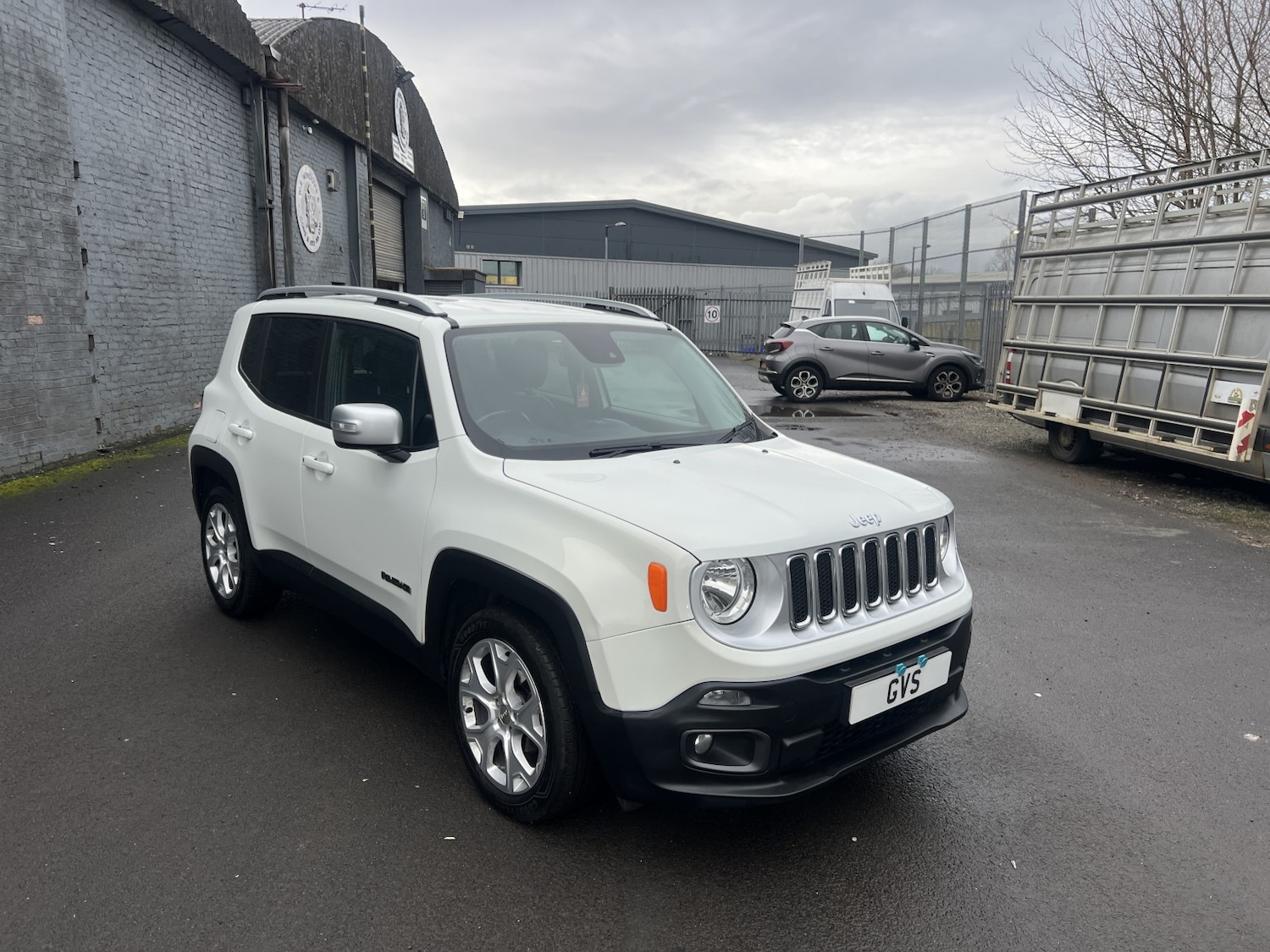 Used Jeep Renegade 2016 for sale - 77129474: Photo 3