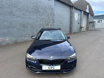 Used BMW 3 Series 2016 for sale - 75587120: Photo