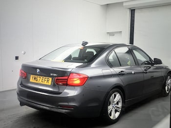 Used BMW 3 Series 2018 for sale - 76571149: Photo