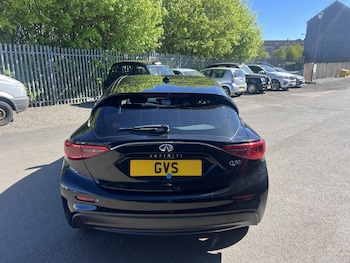 Used Infiniti Q30 2017 for sale - 78427688: Photo