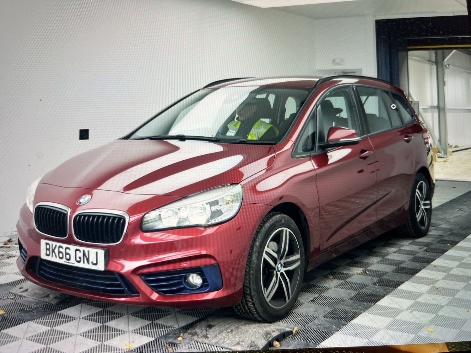 Used BMW 2 Series 2016 for sale - 76571234: Photo 2