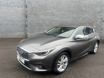 Used Infiniti Q30 2017 for sale - 79725192: Photo