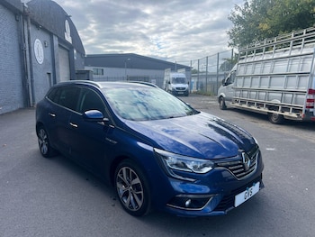 Used Renault Megane 2017 for sale - 75587208: Photo