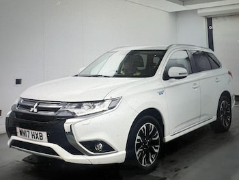 Used Mitsubishi Outlander 2017 for sale - 75994598: Photo