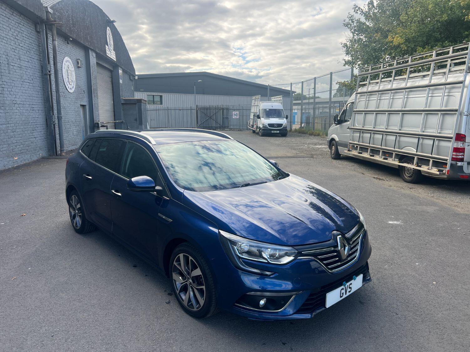 Used Renault Megane 2017 for sale - 76794477: Photo 10