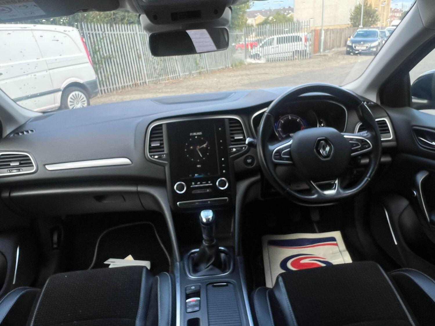 Used Renault Megane 2017 for sale - 76794477: Photo 12