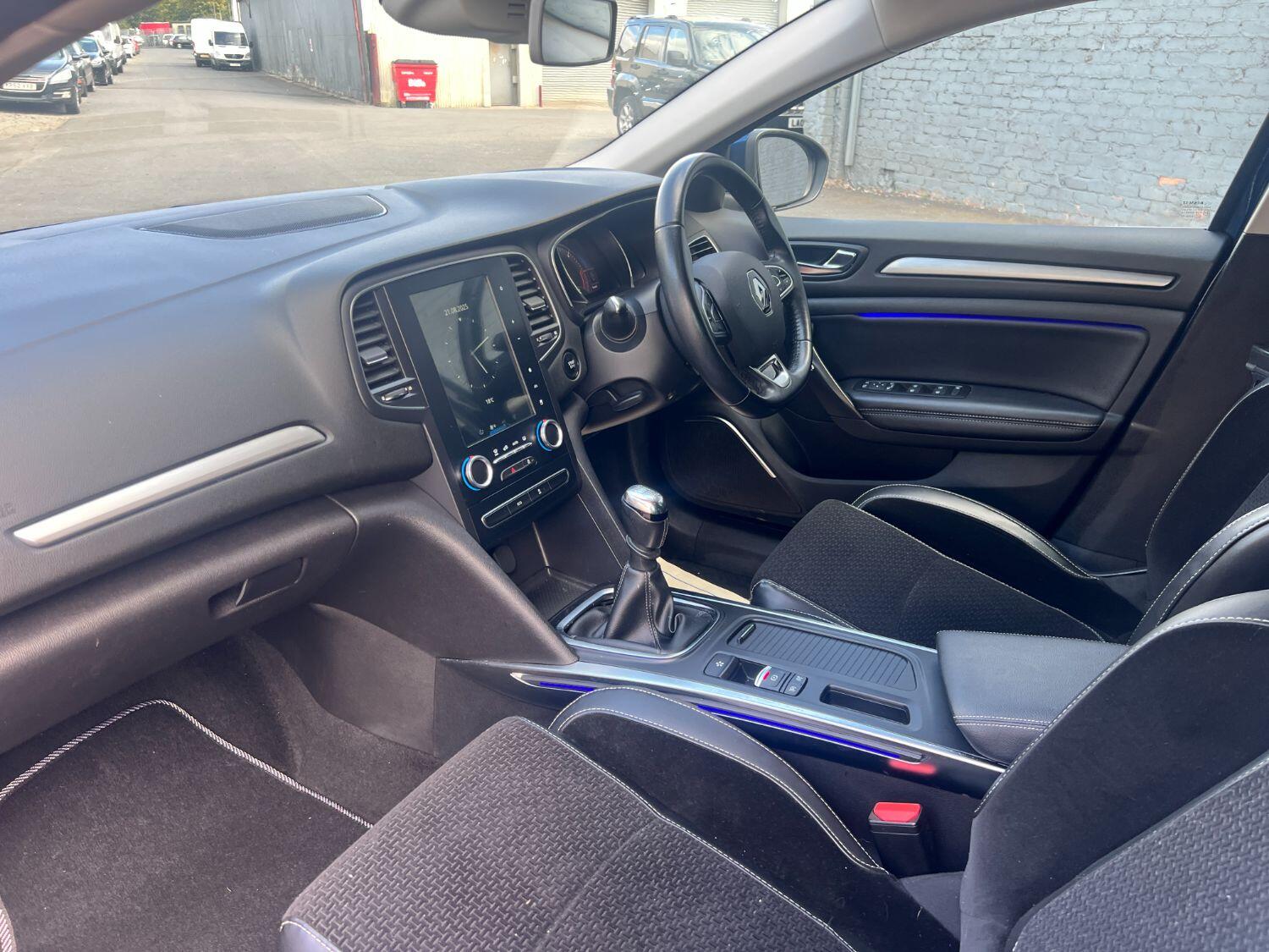 Used Renault Megane 2017 for sale - 76794477: Photo 16