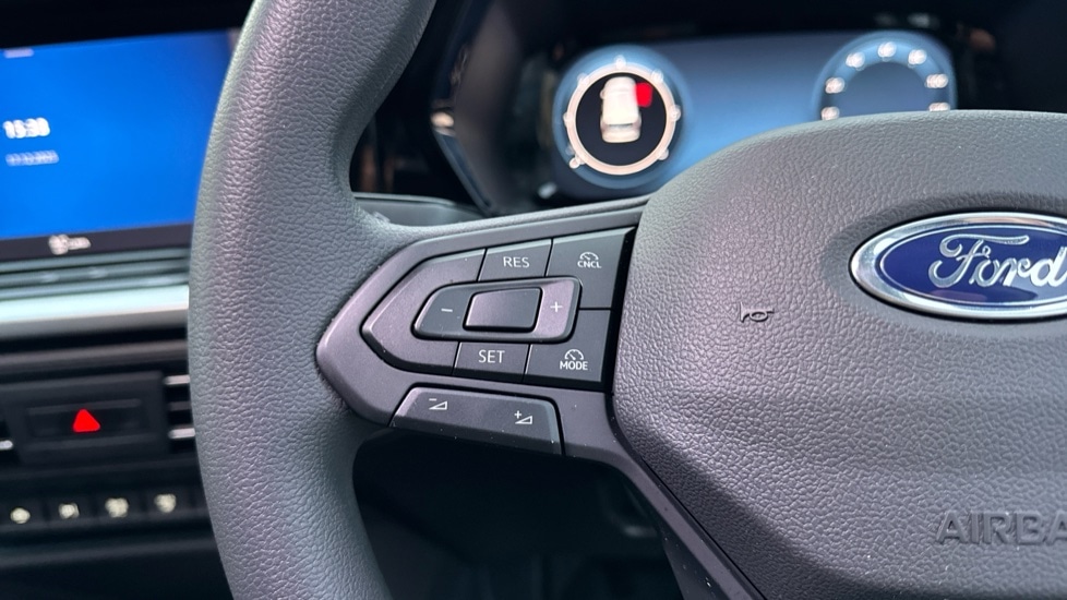 Used Ford Transit Connect 2025 for sale - 76977833: Photo 31