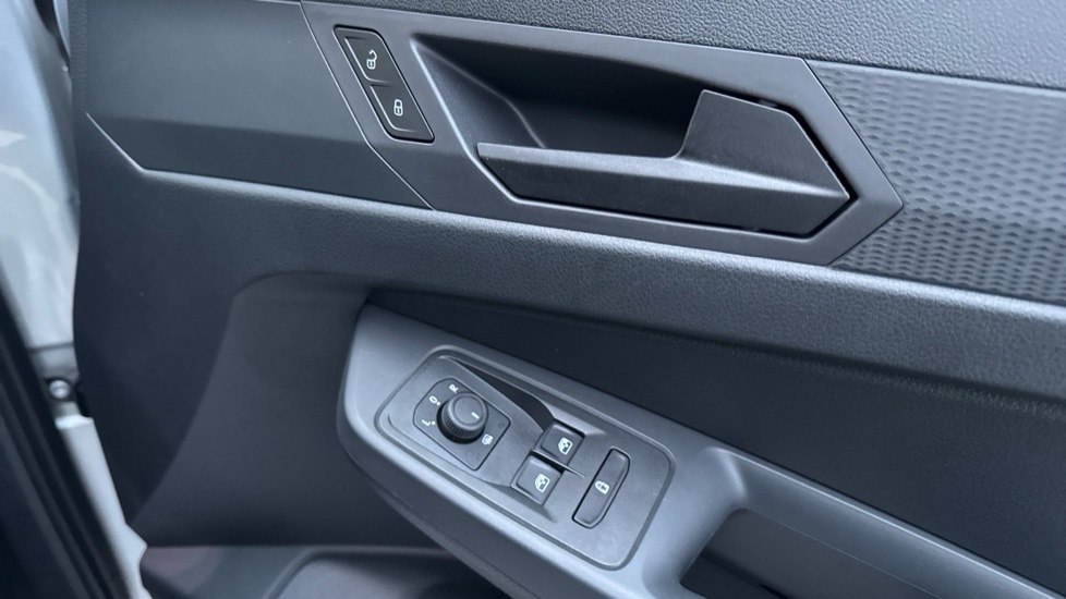 Used Ford Transit Connect 2025 for sale - 76977833: Photo 40