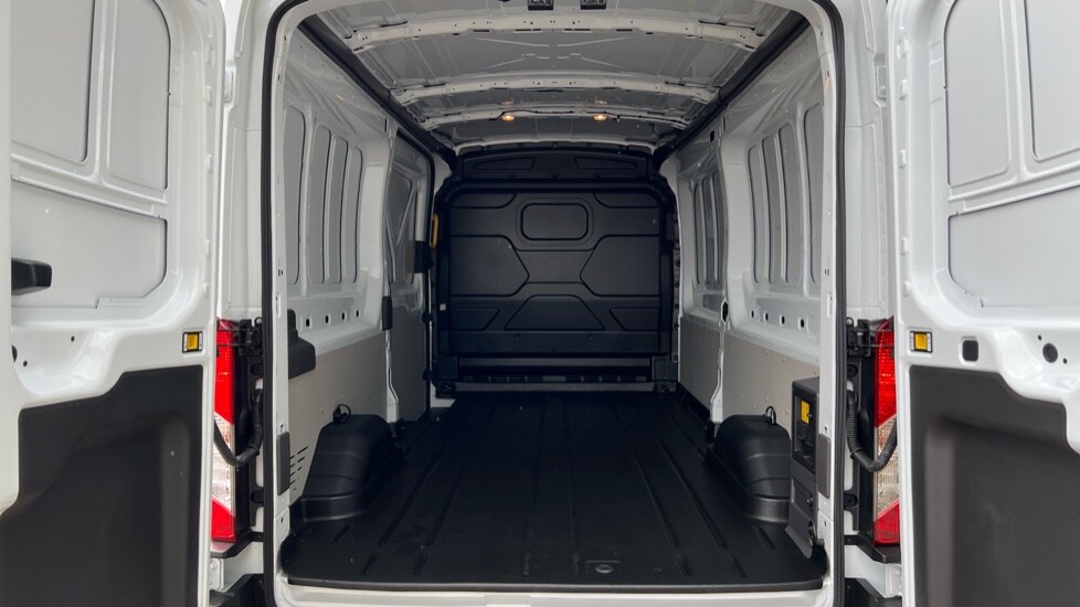 Used Ford Transit 2025 for sale - 76130860: Photo 18