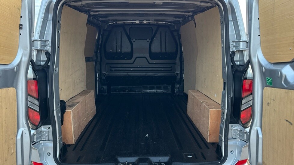 Used Ford Transit Custom 2024 for sale - 76233902: Photo 18