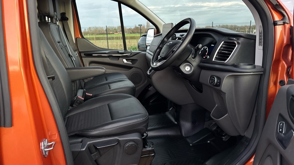 Used Ford Transit Custom 2023 for sale - 76458949: Photo 12