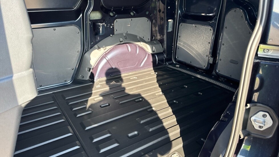 Used Ford Transit Connect 2024 for sale - 75992752: Photo 20