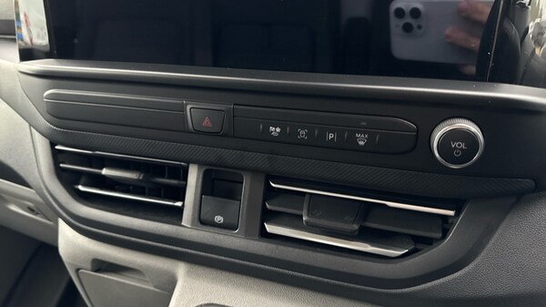 Used Ford Transit Custom 2024 for sale - 75992708: Photo 14