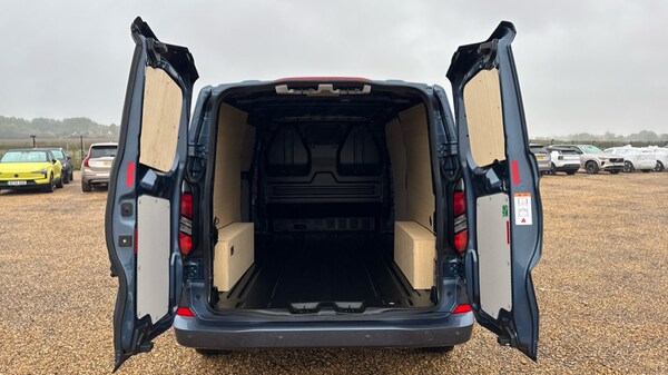Used Ford Transit Custom 2024 for sale - 75992708: Photo 19