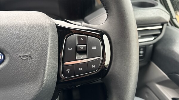 Used Ford Transit Custom 2024 for sale - 75992708: Photo 32