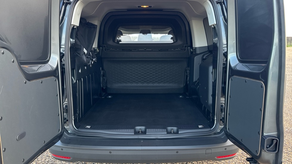 Used Ford Transit Connect 2025 for sale - 76539895: Photo 18