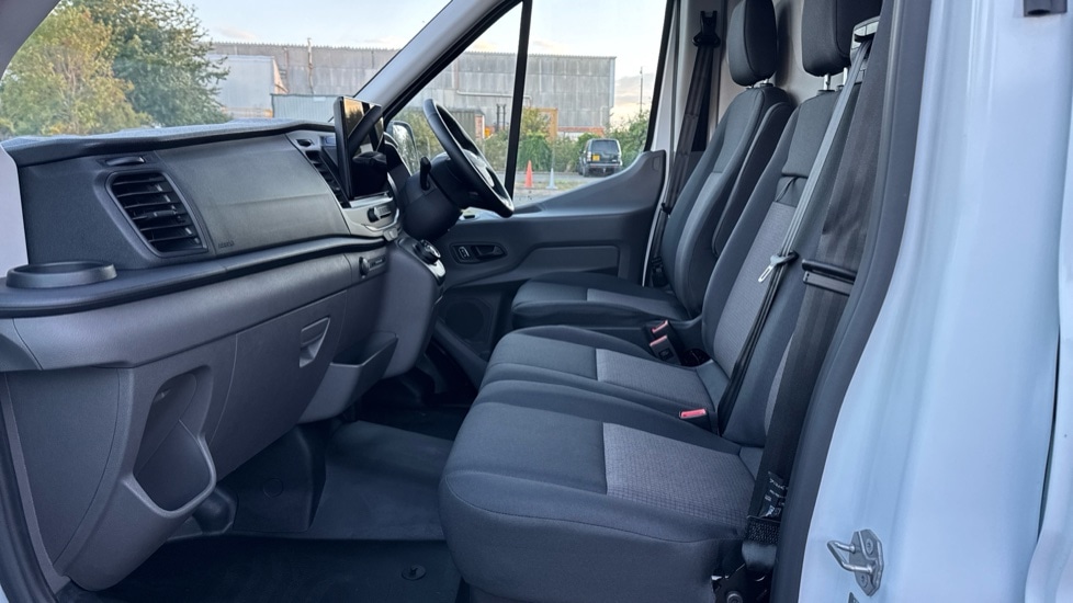 Used Ford Transit 2025 for sale - 76130484: Photo 4