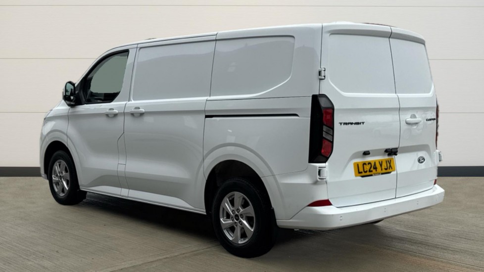 Used Ford Transit Custom 2024 for sale - 76507599: Photo 2