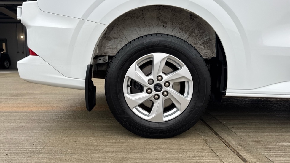 Used Ford Transit Custom 2024 for sale - 76507599: Photo 3