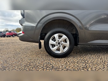 Used Ford Transit Custom 2024 for sale - 76602866: Photo