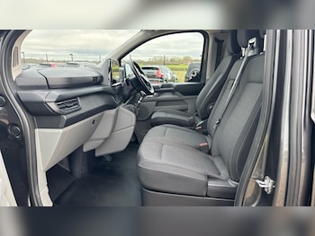 Used Ford Transit Custom 2024 for sale - 76602866: Photo