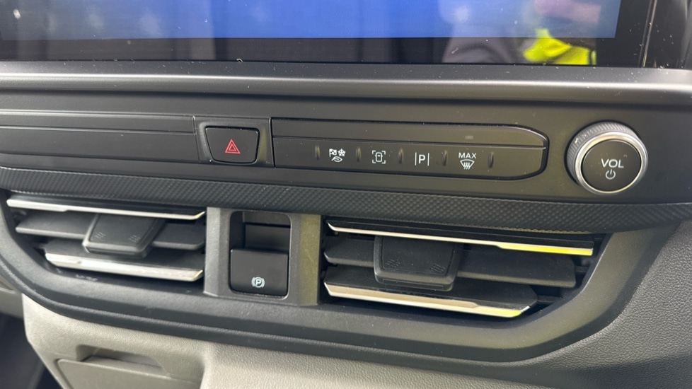 Used Ford Transit Custom 2024 for sale - 76221801: Photo 14