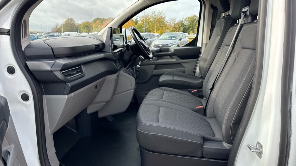 Used Ford Transit Custom 2024 for sale - 76221801: Photo 4
