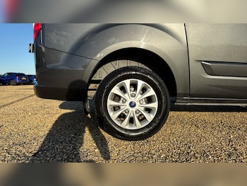 Used Ford Transit Custom 2023 for sale - 75946837: Photo