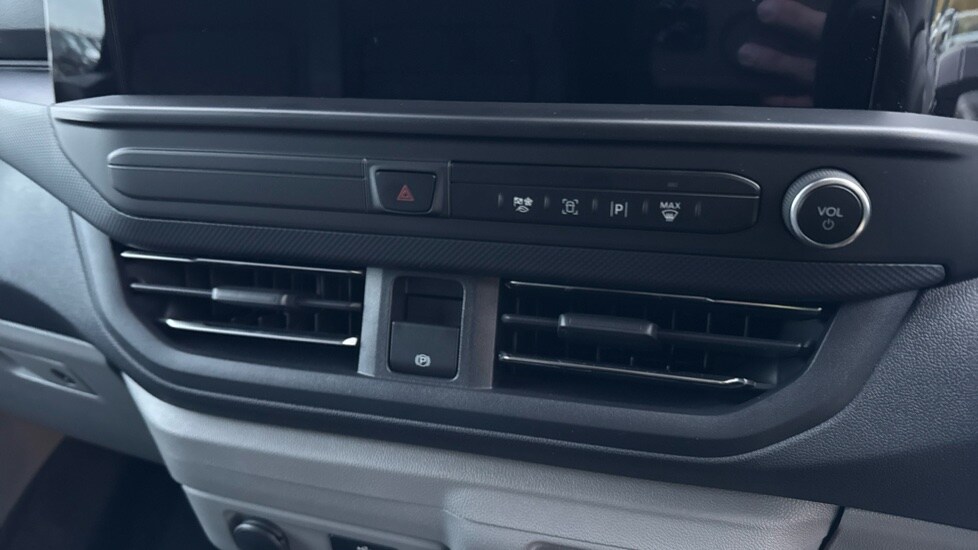 Used Ford Transit Custom 2025 for sale - 76977870: Photo 14