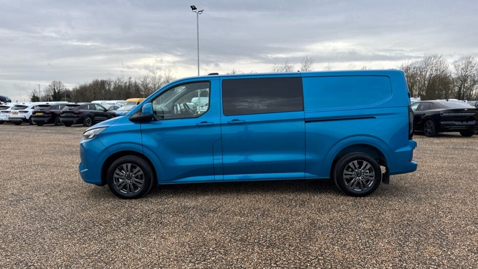 Used Ford Transit Custom 2025 for sale - 76977870: Photo 8