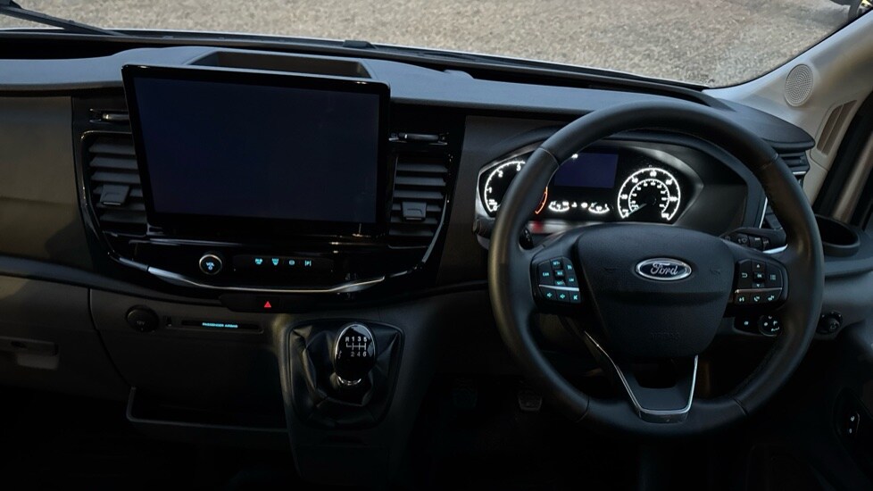 Used Ford Transit 2023 for sale - 75902165: Photo 17