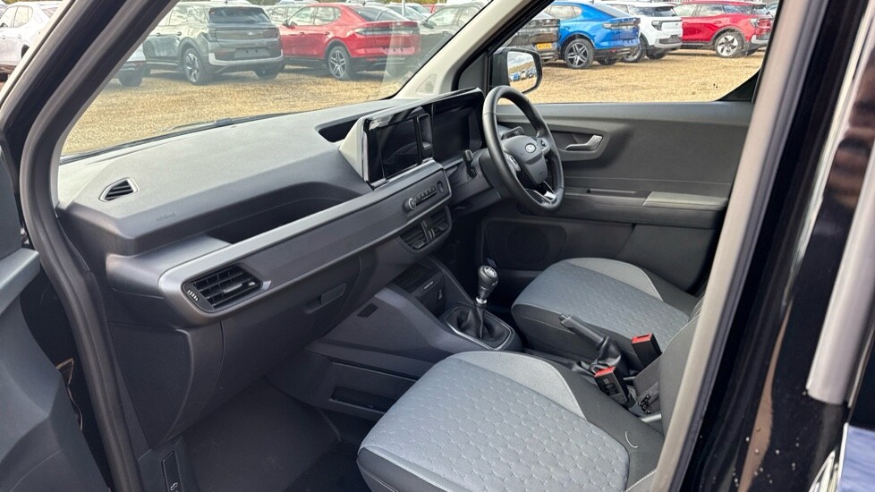 Used Ford Transit Courier 2025 for sale - 76332222: Photo 4