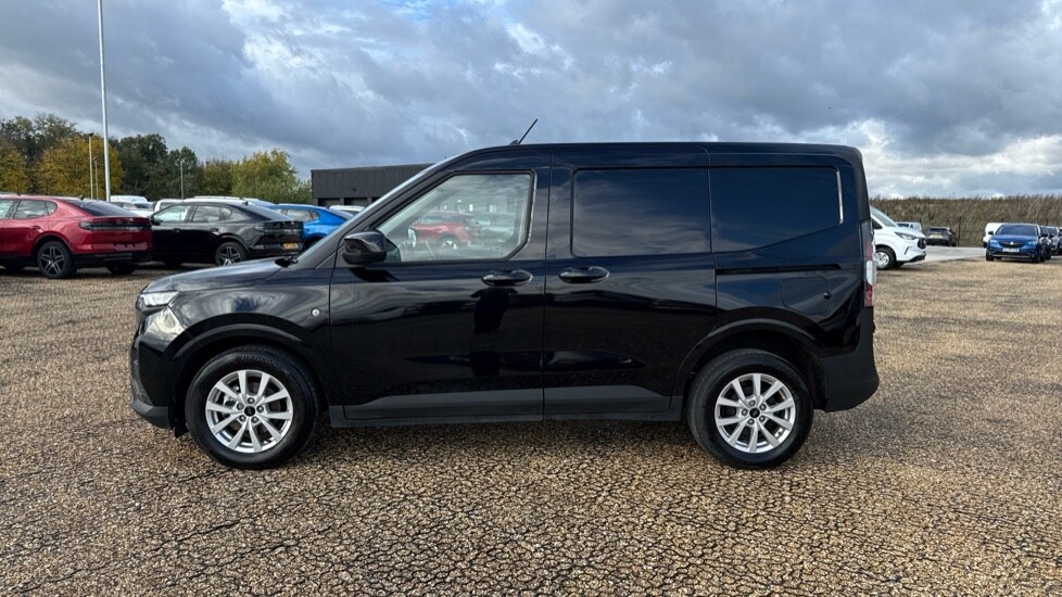 Used Ford Transit Courier 2025 for sale - 76332222: Photo 8