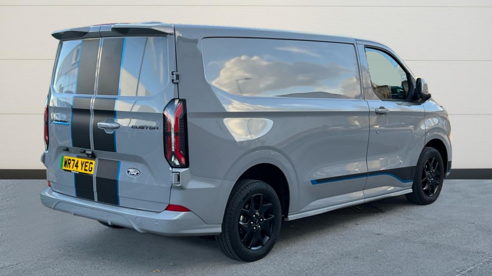 Used Ford Transit Custom 2024 for sale - 76738130: Photo 10