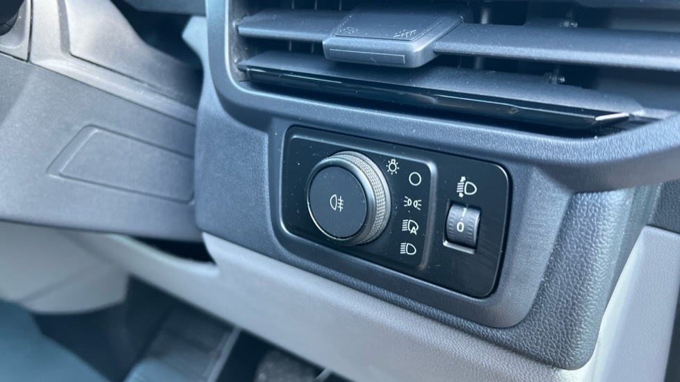 Used Ford Transit Custom 2024 for sale - 76738130: Photo 37